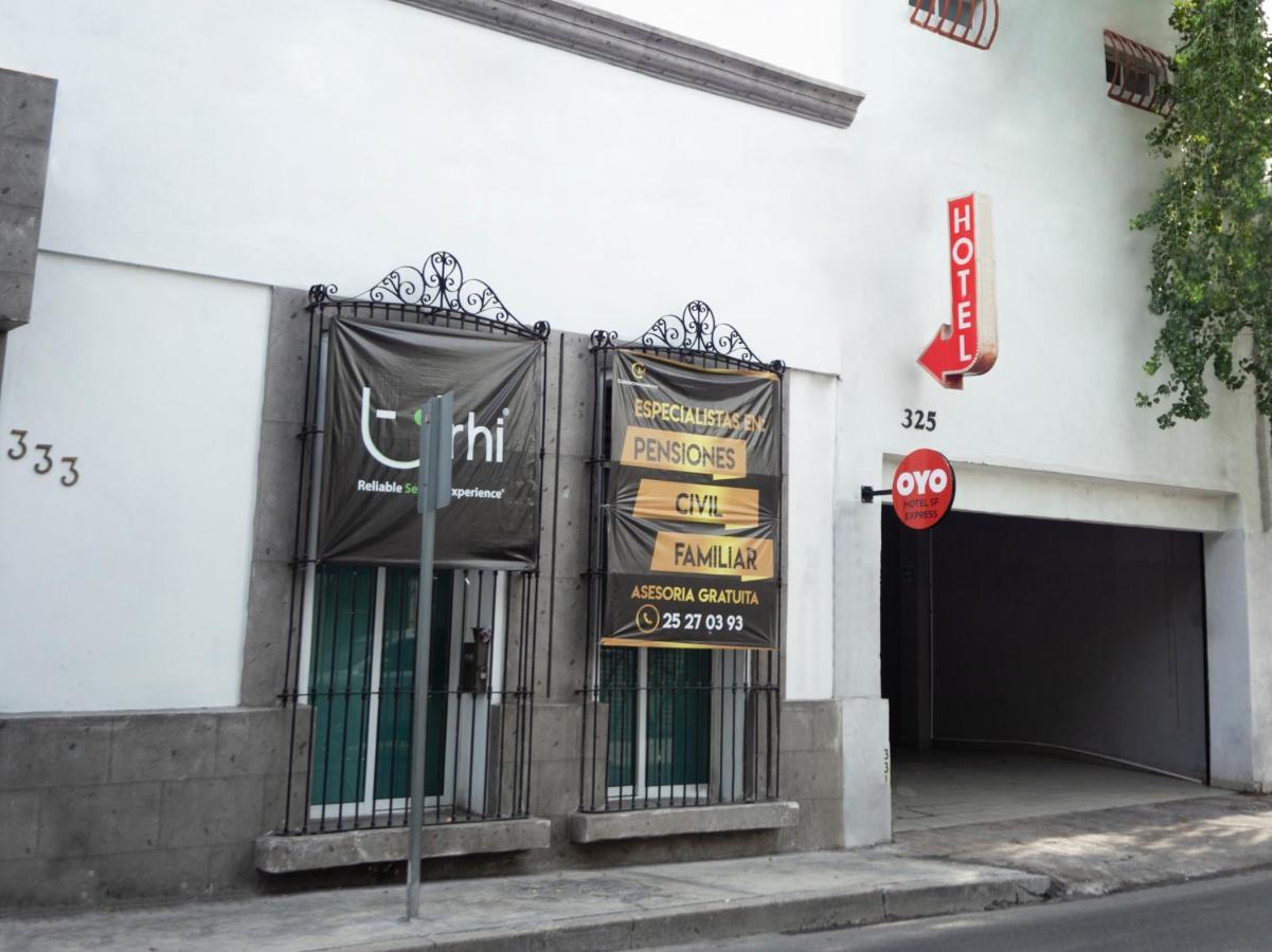蒙特雷 Adhoc Express酒店 外观 照片